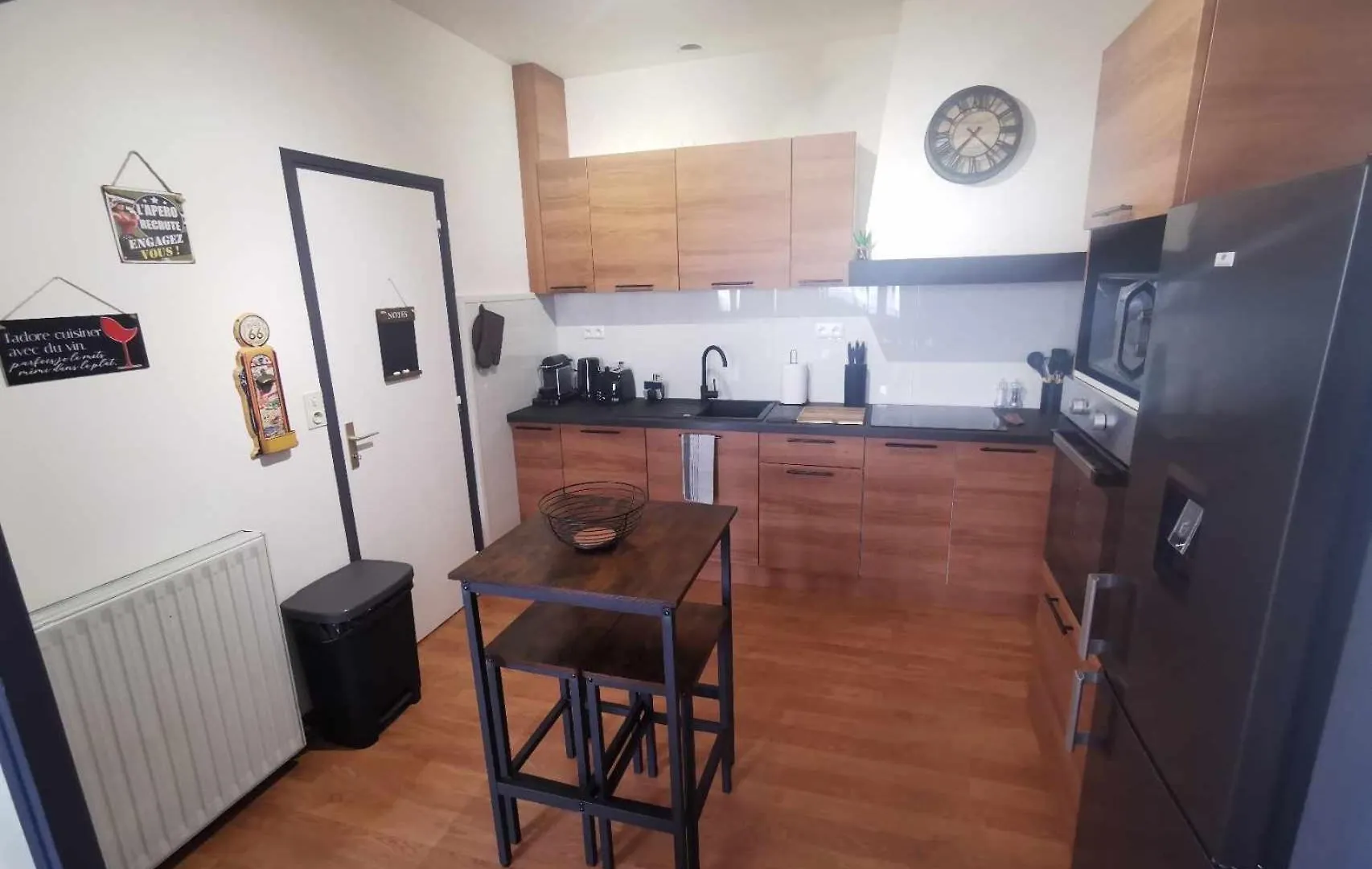 Bel Appartement Pour 1 A 9 Personnes Ambert Apartment