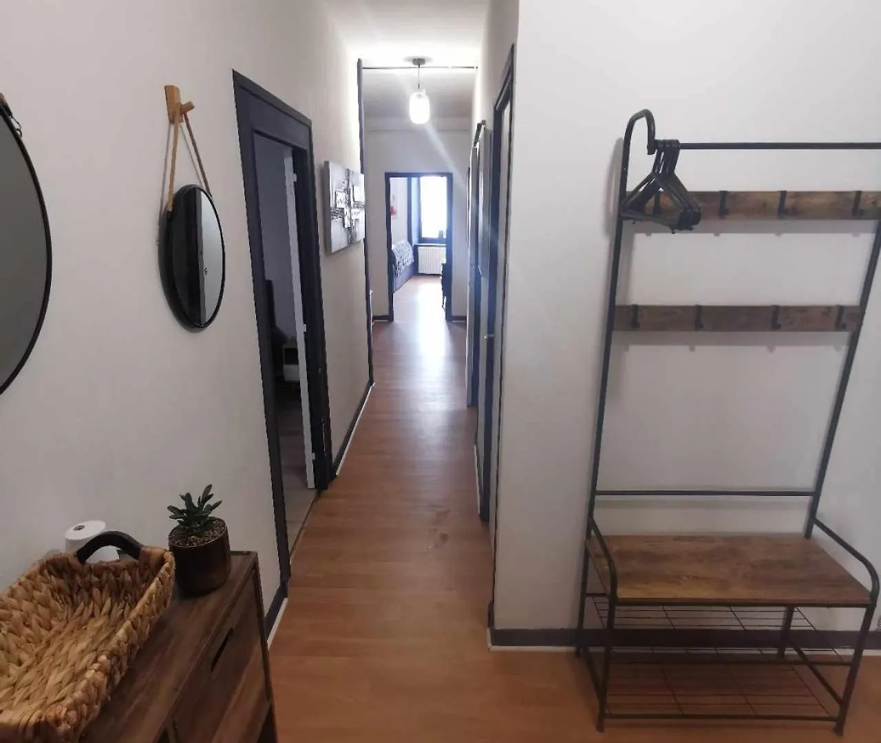 Bel Appartement Pour 1 A 9 Personnes Ambert 0*,